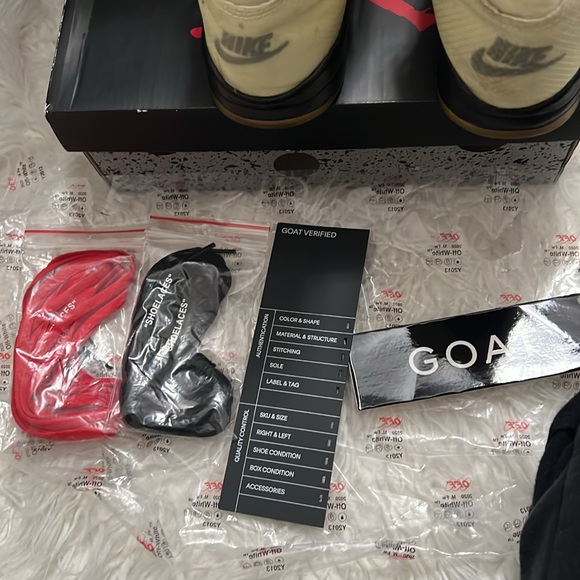 Jordan x offwhite preschool retro sneakers with extra laces - Picture 10 of 11